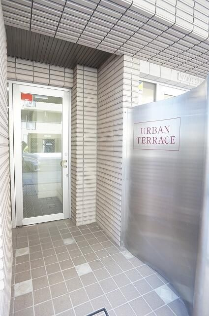 ＵＲＢＡＮ　ＴＥＲＲＡＣＥのエントランス