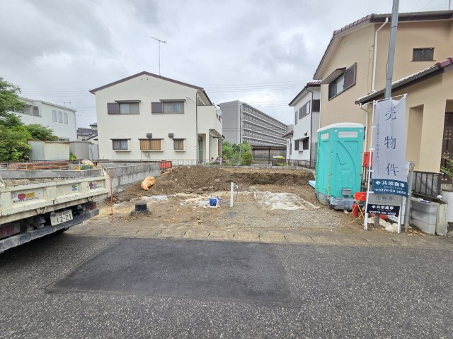 新築　太田市下小林町第1　クレイドルガーデン　１号棟の駐車場|現地写真　駐車スペースは並列3台分可能です！
