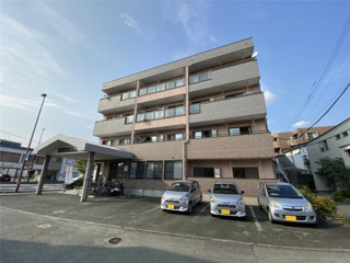 スクエア浄行寺の駐車場