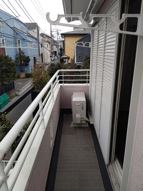 東寺尾中台戸建のバルコニー