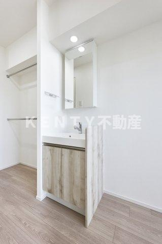 【洗面所】 | ＴＯＭＯＲＥ品川中延 | 明るい洗面所です