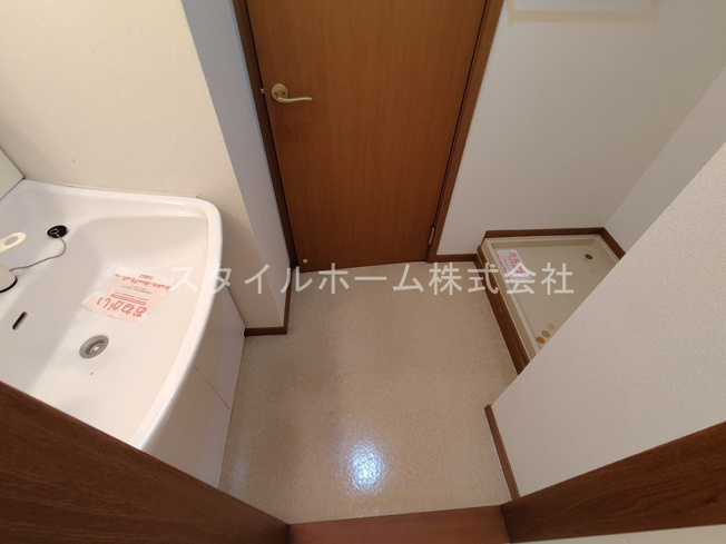 【洗面所】 | ウイングハイツ | 別部屋写真です。