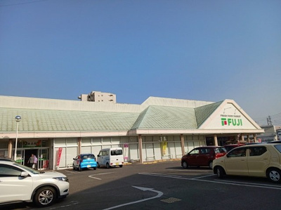 【周辺】 | ゼファーＴ２ | フジ松末店様まで650m