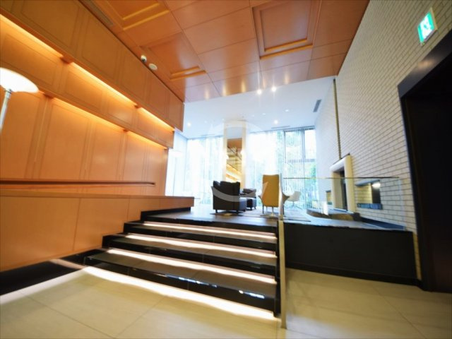 プレミストタワー大阪新町ローレルコート　堀江小学校区の設備|プレミストタワー大阪新町ローレルコートロビー