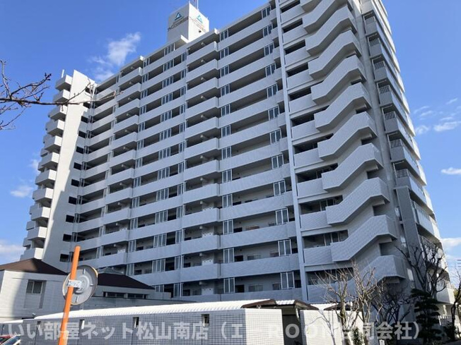【外観】 | サーパス三津弐番館