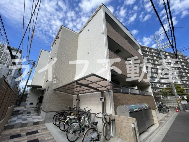クリエオーレ菱屋西の外観