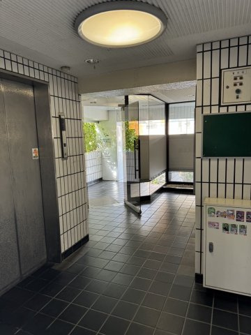 【ロビー】 | 明賢元町ビル