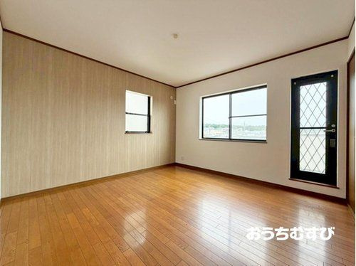 尾張旭市城山町三ツ池の洋室