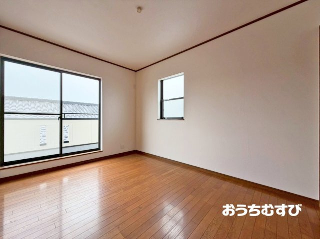 尾張旭市城山町三ツ池の洋室