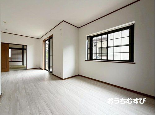 尾張旭市城山町三ツ池の居間・リビング