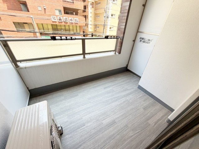 パークフラッツ江坂のバルコニー