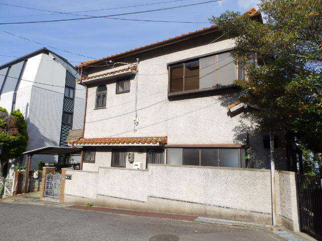 篠原台貸家の外観