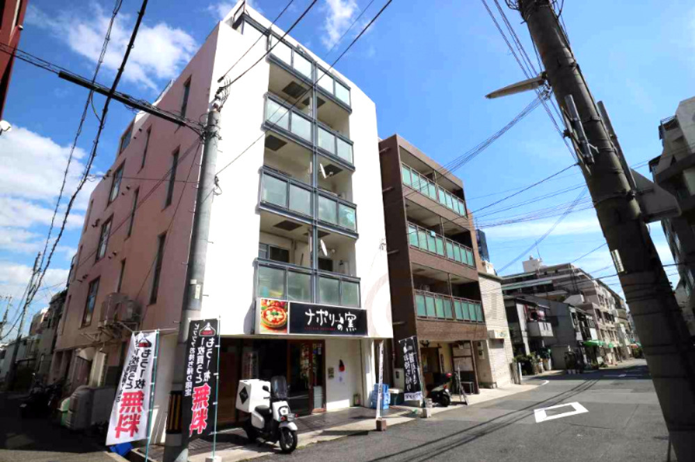 サンパレス２１六甲１の外観