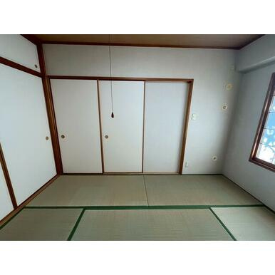 藤和芦屋川ホームズの居間・リビング