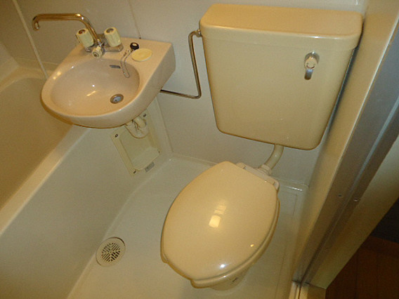 リーグレック元町のトイレ