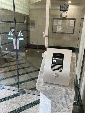 パセオ甲東園のエントランス