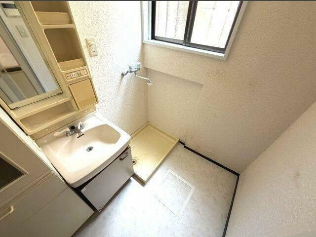 深江南町テラスハウスの洗面所