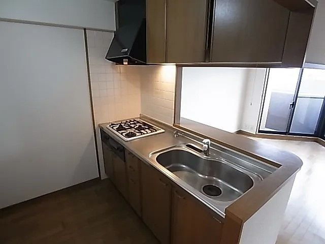 プレステージ深江南町のキッチン