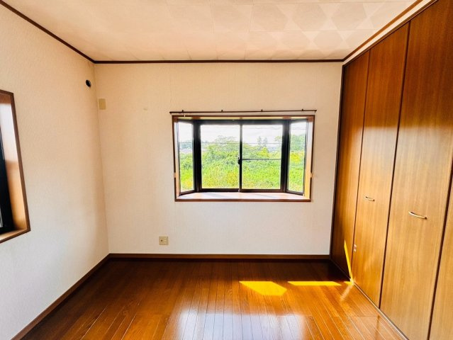 八街市東吉田　中古戸建の洋室