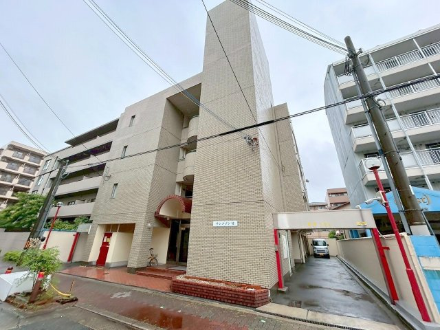 サンメゾンⅥの外観