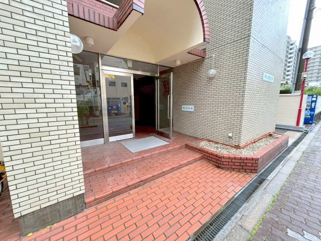 サンメゾンⅥのエントランス