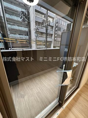 大阪市中央区博労町１丁目の賃貸マンションのバルコニー