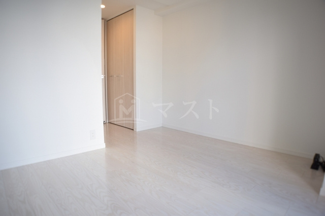 大阪市中央区南本町２丁目の賃貸マンションの内装