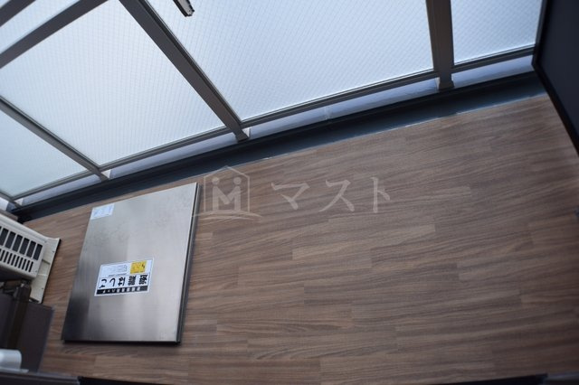 大阪市中央区南本町２丁目の賃貸マンションのバルコニー