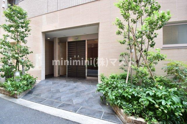 大阪市北区太融寺町の賃貸マンションのエントランス