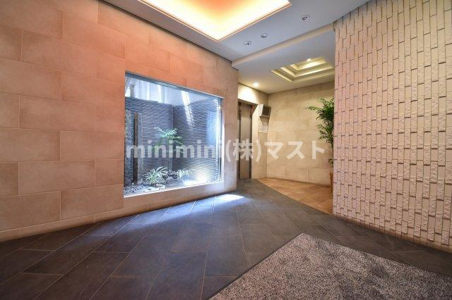 大阪市北区太融寺町の賃貸マンションのロビー