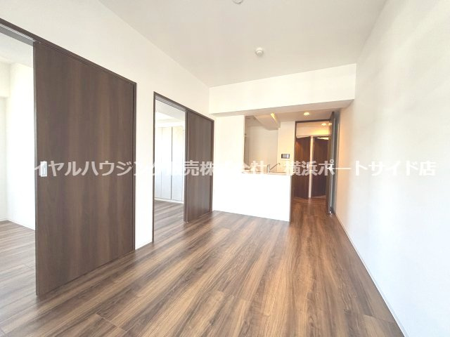 【居間・リビング】