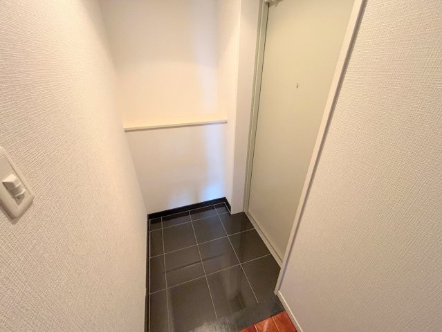 サンメゾン11の玄関
