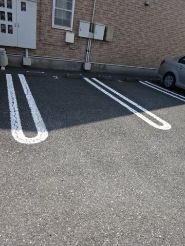 コンフォルターブルⅣの駐車場|駐車場があります