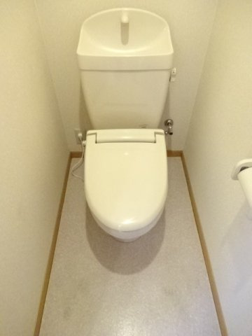 アルカンシエルⅠのトイレ|落ち着いたトイレです