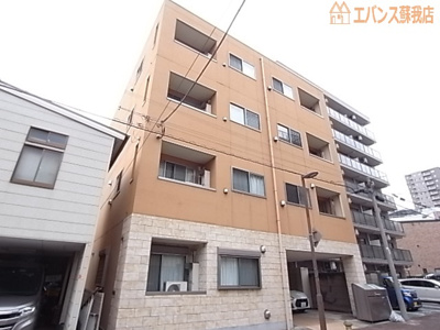 【外観】 | カーサメイプル千葉中央 | 外観は落ち着いています