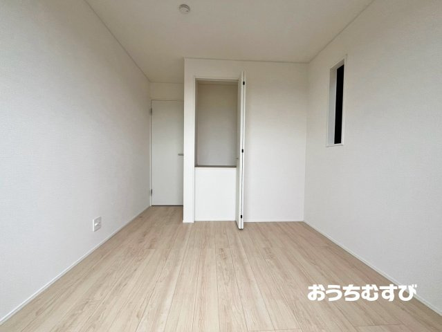 小牧市岩崎原第2(全1棟)の前面道路含む現地写真