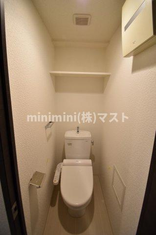 大阪市中央区南久宝寺町４丁目の賃貸マンションのトイレ