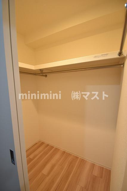 大阪市中央区徳井町２丁目の賃貸マンションの収納