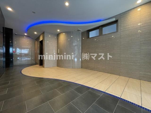 大阪市中央区徳井町２丁目の賃貸マンションのロビー