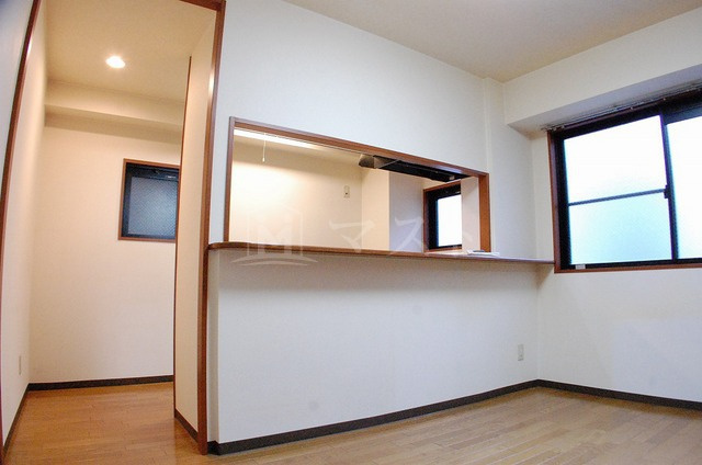 大阪市中央区鎗屋町２丁目の賃貸マンションの内装