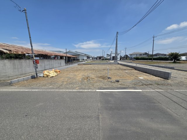 新築　太田市大原町第9　クレイドルガーデン　１号棟の駐車場|現地写真　駐車スペースは並列3台分可能です！
