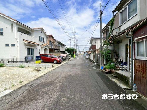 春日井市南花長町3期(全1棟)の前面道路含む現地写真