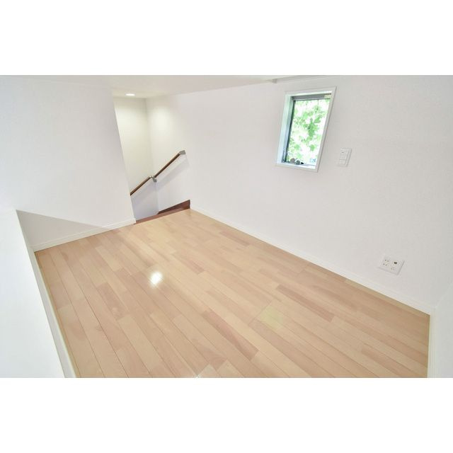 works_KRMの寝室|風通しも良い寝室です☆