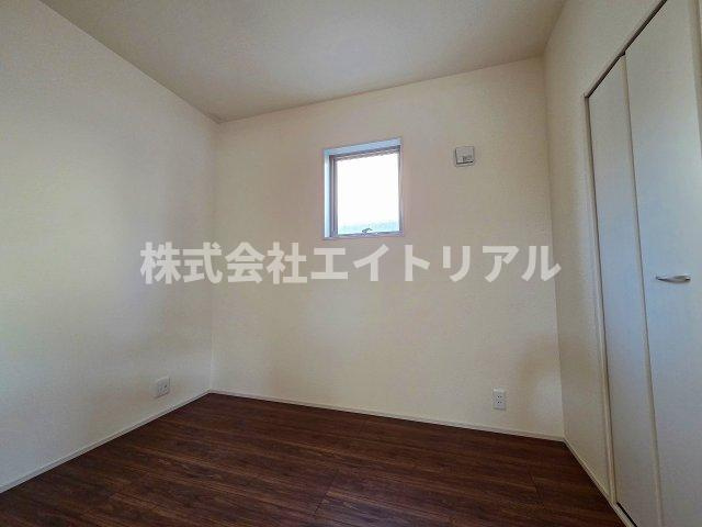 可児市長坂3丁目　新築戸建　全1棟の洋室|1階　洋室3.7帖