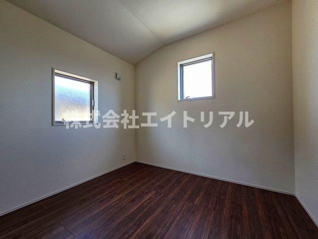 可児市長坂3丁目　新築戸建　全1棟の洋室|2階　洋室5帖