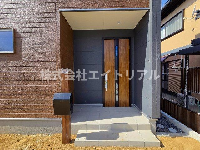 可児市長坂3丁目　新築戸建　全1棟の玄関|1階