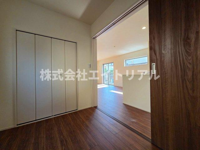 可児市長坂3丁目　新築戸建　全1棟の洋室|1階　洋室3.7帖