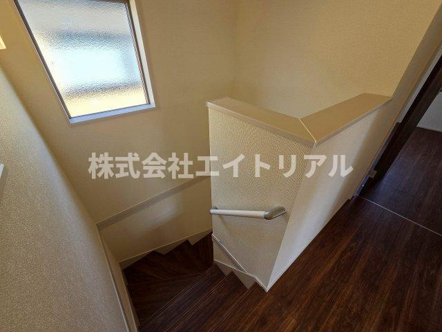 可児市長坂3丁目　新築戸建　全1棟のその他|階段