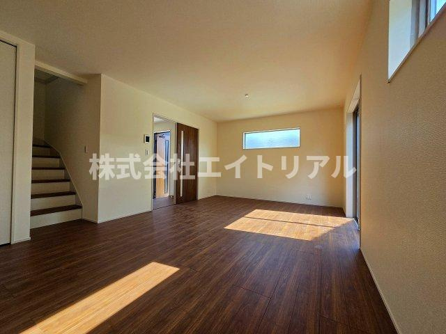 可児市長坂3丁目　新築戸建　全1棟の居間・リビング|1階
