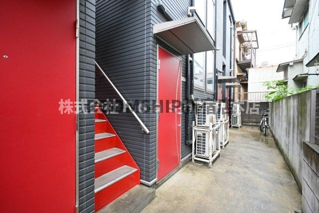 ファーストハウス北新宿のロビー